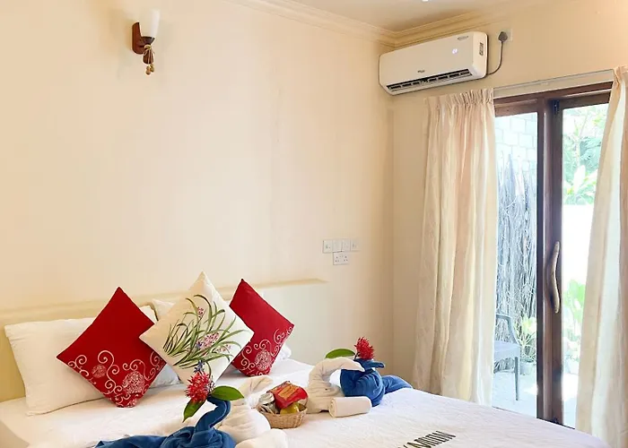 Thoddoo Retreat Grand